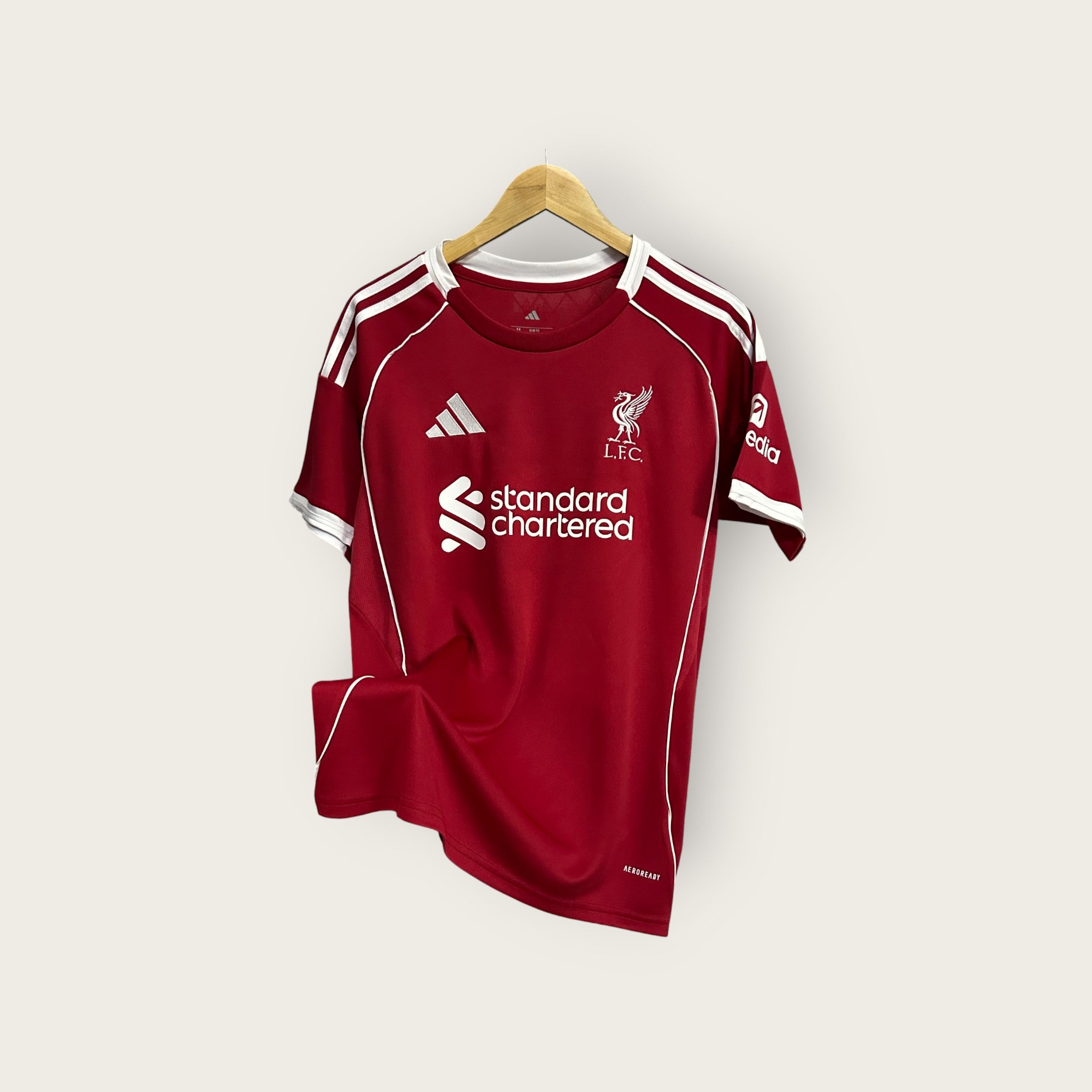 Liverpool Домакинска тениска 25/26